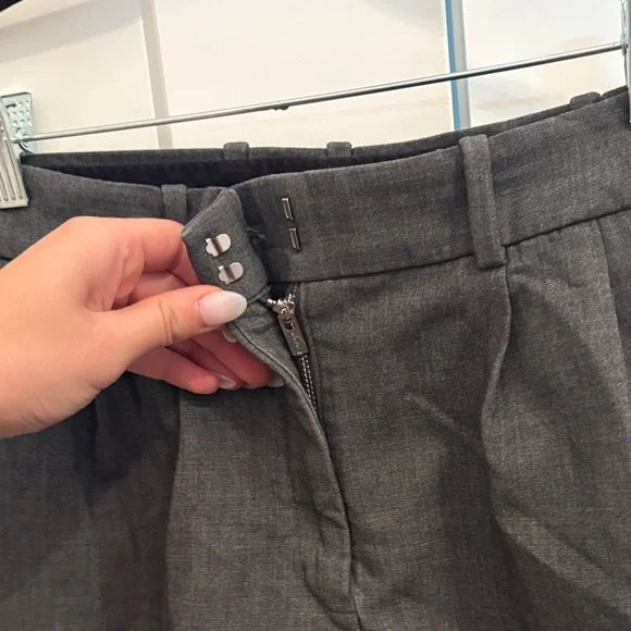 Babaton Charcoal High Waist Shorts - Picture 3 of 4